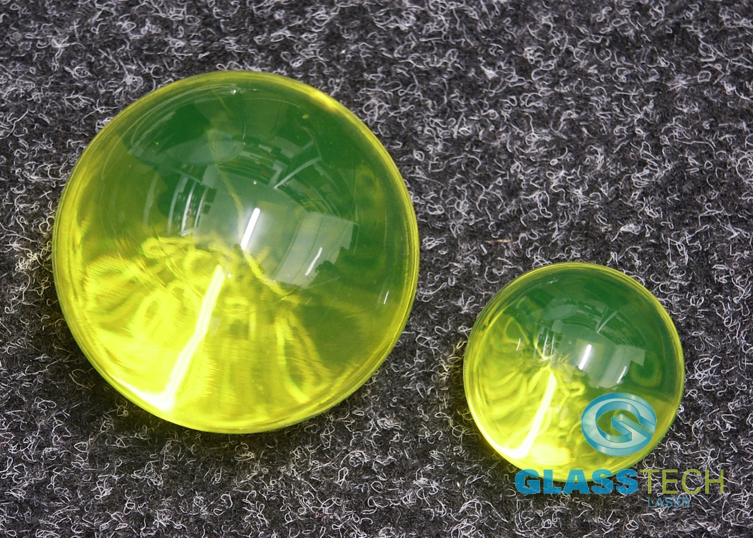 Koule z uranového skla, 65 mm, svítící pod UV paprsky