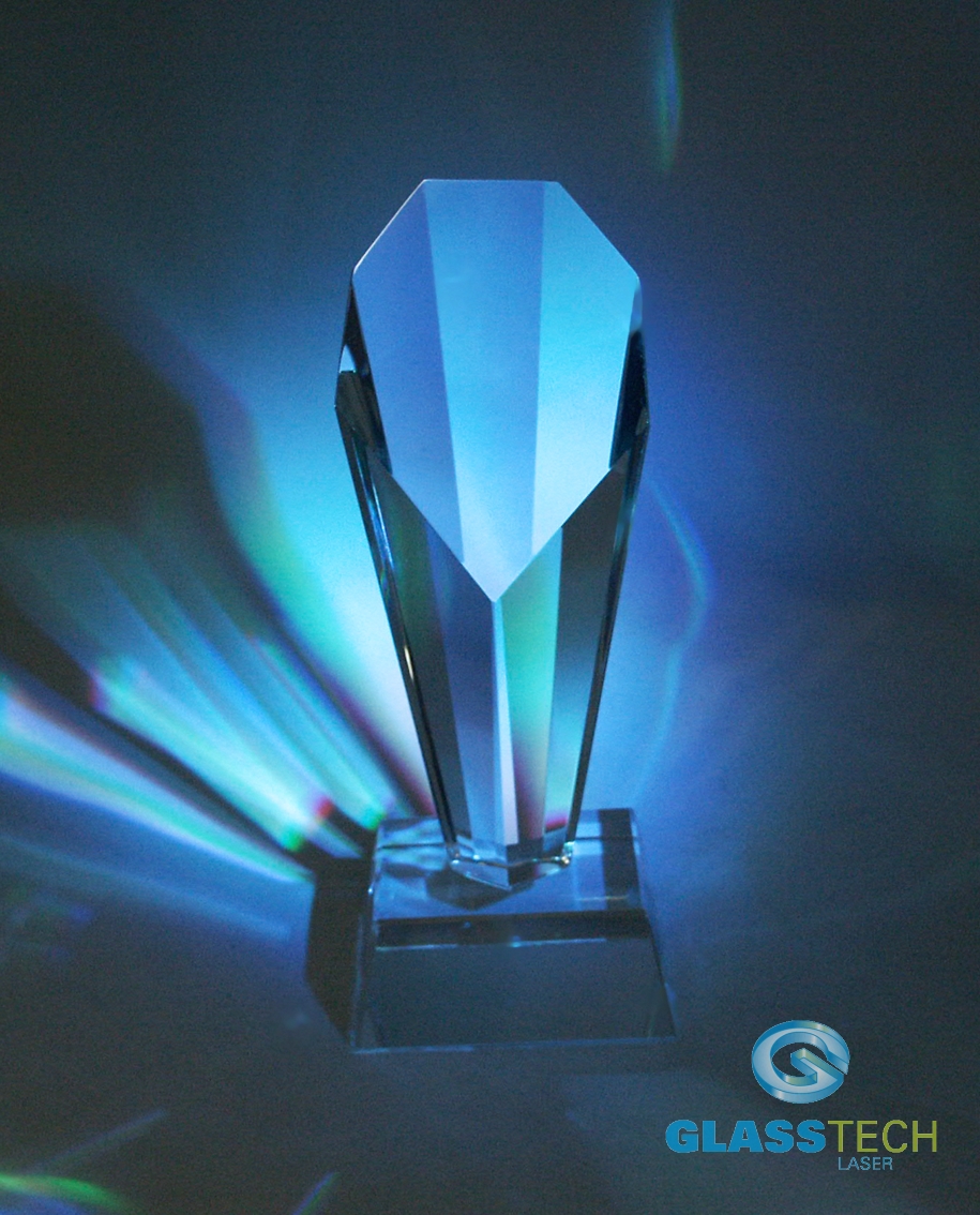 Skleněná trofej - Pohár M
