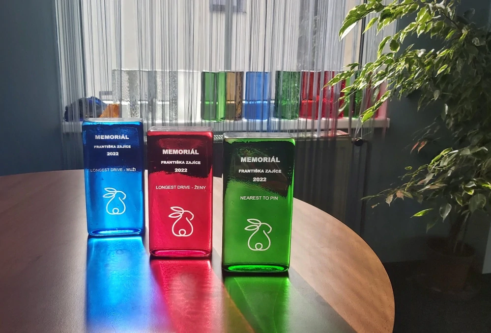 Skleněná cihla zelená-pro gravír