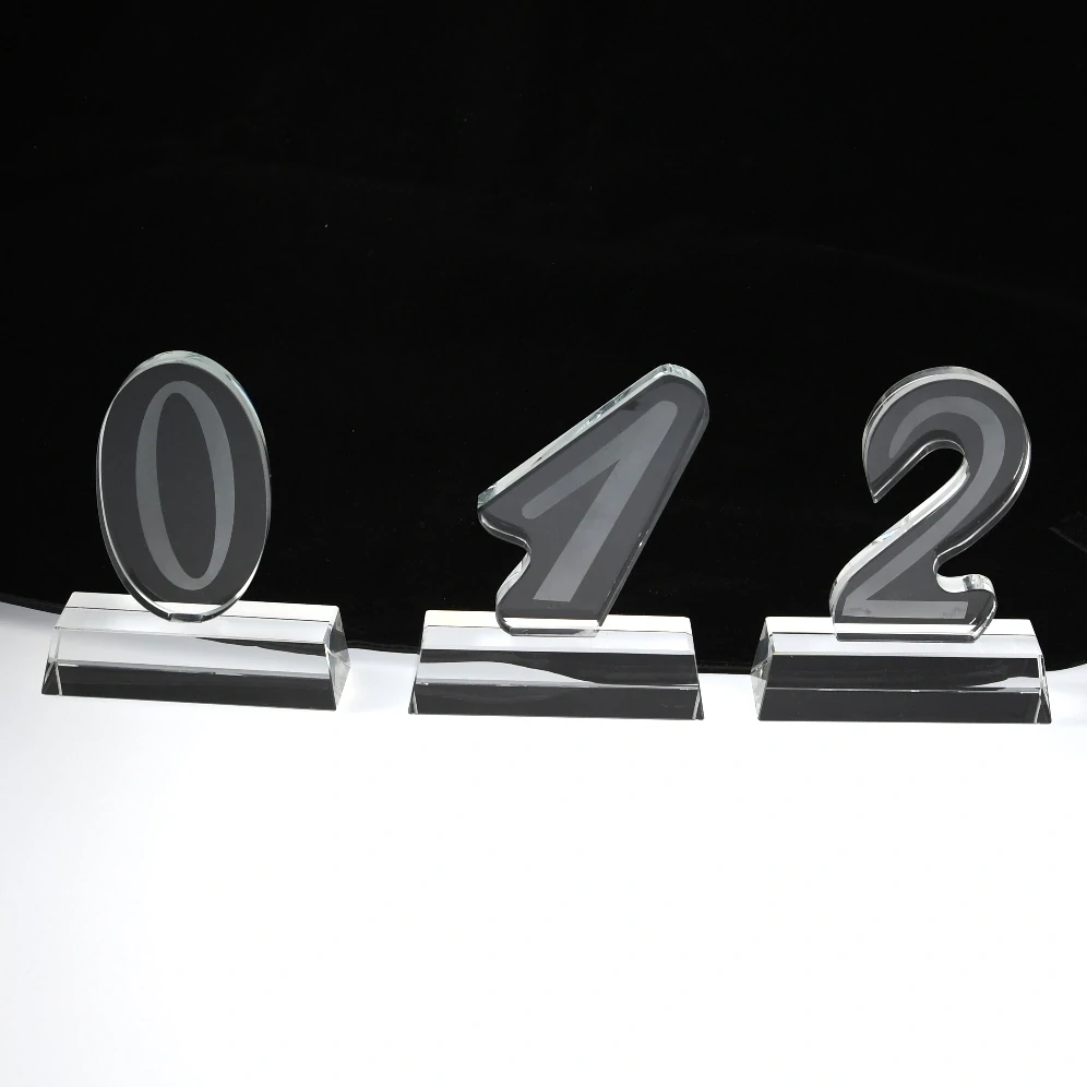 Skleněná číslice - 1