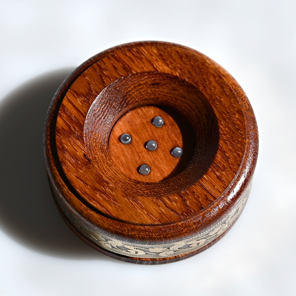 5LED Stojánek - mořený buk 100 mm varianta C