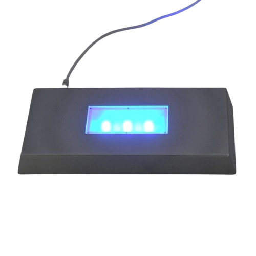 LED stojánek stříbrný na skl. kvádry, plakety