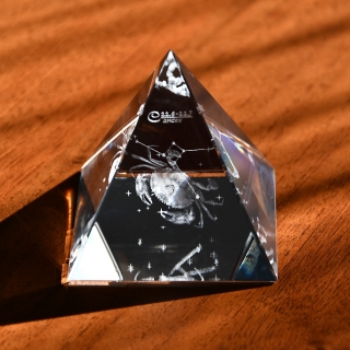 3D znamení RAKA - skl.pyramidě 60 mm