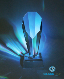 Skleněná trofej - Pohár M